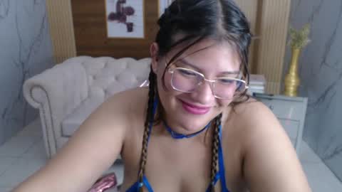 Lucero  online show from March 31, 11:38 pm