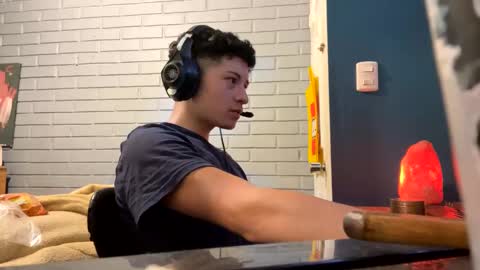 Felipe online show from February 7, 3:13 am