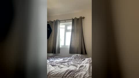 Lucia online show from April 12, 11:25 am