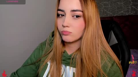 lucia star  online show from January 30, 10:30 pm