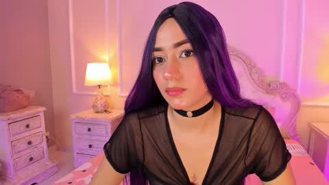 Snapshot of lucianacarter chatting on October 12, 5:22 am online show from October 12, 5:22 am