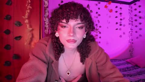 Lucy or Lucian 3 Come to my social Links3   online show from March 25, 7:15 am