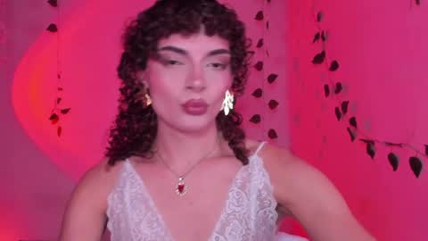 Lucy or Lucian 3 Come to my social Links3   online show from June 7, 7:46 am