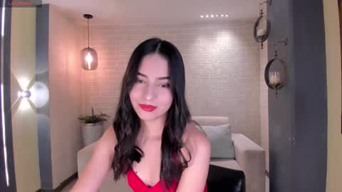 Lucie Martin online show from February 28, 7:40 pm