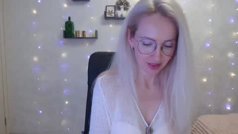 Arina online show from March 22, 6:12 pm