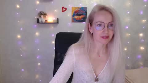 Arina online show from April 14, 4:43 pm