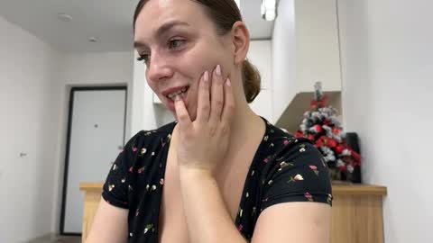 lucky_foryou_baby online show from December 19, 12:33 pm