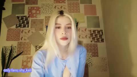 luckysapphire777 online show from December 18, 11:27 am