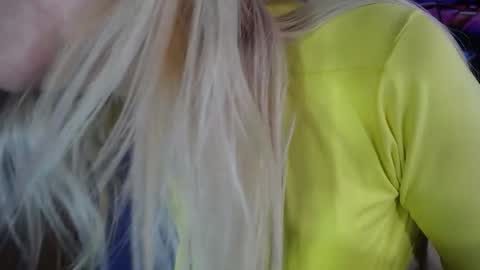  SleepyAbuela online show from March 17, 1:05 pm