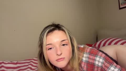 Lucy online show from March 24, 12:05 am