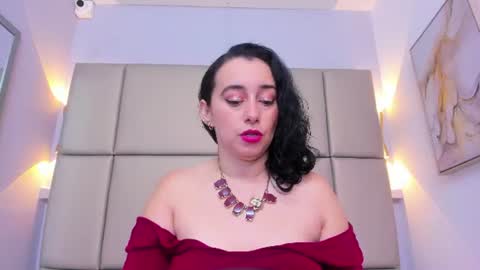 Lucy online show from July 23, 11:30 am