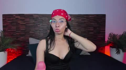 Lucy Liiu online show from February 11, 8:56 pm