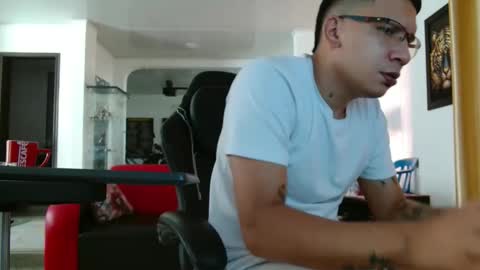 ludociel_z98 online show from April 21, 2:02 pm