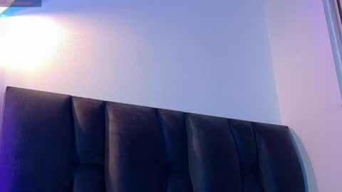 Lui online show from April 12, 7:45 am