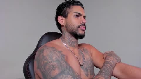 Luigi Vitale online show from January 9, 3:56 am