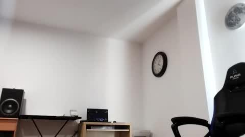 Luigi online show from March 24, 3:07 pm