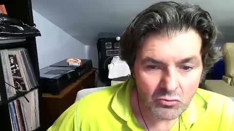 LUIGIJOHN online show from April 9, 6:57 pm