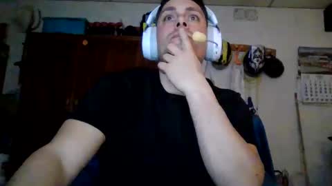 A slave to the mistress.. un esclavo para las amas dominantes. online show from March 22, 7:40 pm