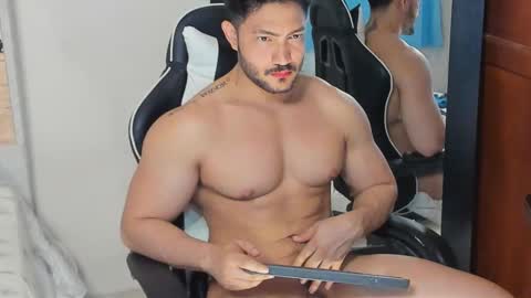 luis_baptista online show from September 19, 1:54 am