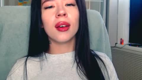 luisa lovedom online show from September 24, 8:43 am