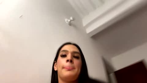 Snapshot of luisa_summer2 chatting on October 17, 7:45 am Luisa Fernanda online show from October 17, 7:45 am