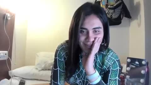 Snapshot of luisamonsterdick chatting on December 7, 2:14 am Luisa Monsters online show from December 7, 2:14 am