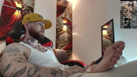 LUKE online show from February 5, 1:25 pm