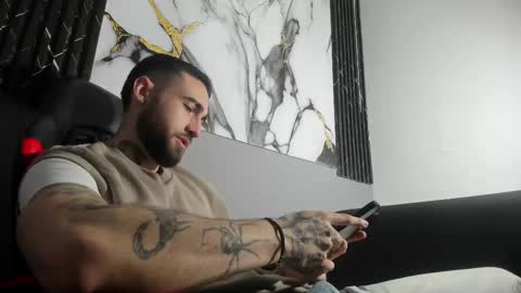 Snapshot of luke_davis01 chatting on September 9, 1:33 pm LUKE online show from September 9, 1:33 pm