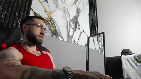 Snapshot of luke_davis01 chatting on September 11, 1:34 pm LUKE online show from September 11, 1:34 pm