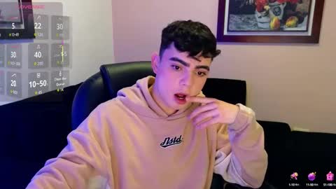 Snapshot of lukeboyce chatting on October 23, 12:12 am lukeboyce online show from October 23, 12:12 am
