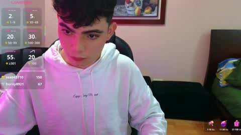 Snapshot of lukeboyce chatting on October 20, 12:04 am lukeboyce online show from October 20, 12:04 am