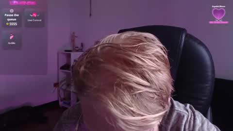 LUKEFTM online show from January 29, 6:28 pm