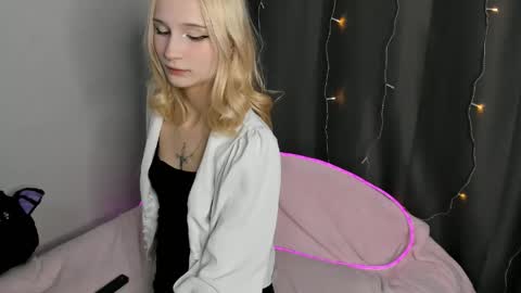 Lula online show from May 1, 9:09 pm