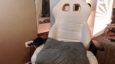 Cookie  online show from March 1, 10:19 am