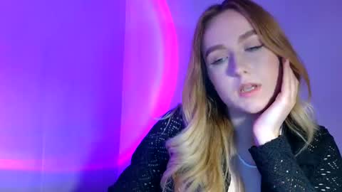 Lulu Baby18 online show from March 9, 10:19 am