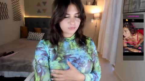 Snapshot of lulu_lopez chatting on March 9, 5:49 pm Lau online show from March 9, 5:49 pm