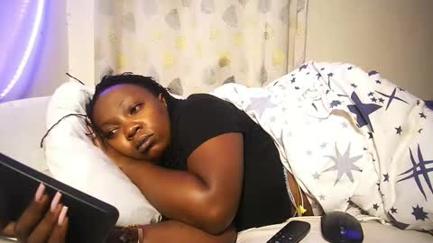 lulu_sparks1 online show from March 14, 8:29 am