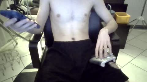 luluarsss online show from March 1, 10:25 pm