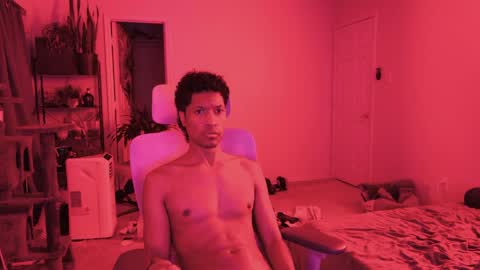 luminous online show from March 29, 5:09 am