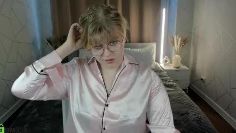 luna online show from March 19, 1:11 am