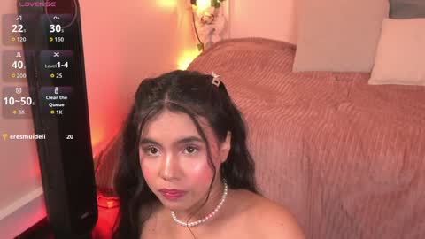 Lunita online show from April 5, 8:06 pm