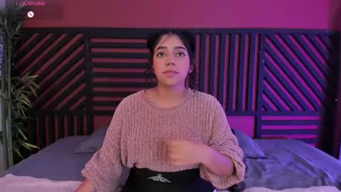 luna_cute14 online show from February 4, 8:35 pm