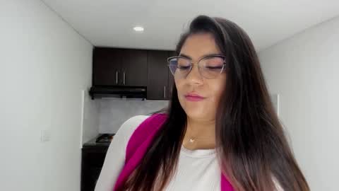 luna  online show from November 18, 11:35 am