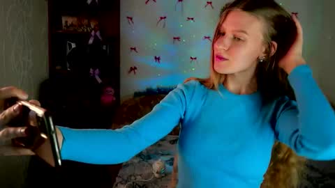 luna_evan online show from February 10, 11:24 am