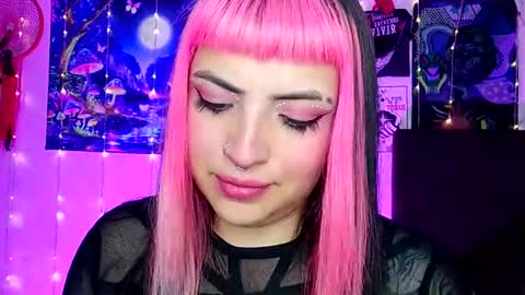 Snapshot of luna_ray420 chatting on March 6, 4:41 am MISS LUNA  online show from March 6, 4:41 am