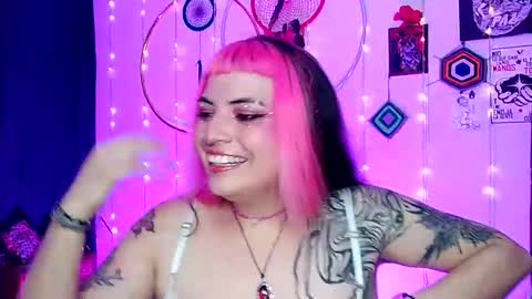 Snapshot of luna_ray420 chatting on February 16, 7:37 am MISS LUNA  online show from February 16, 7:37 am