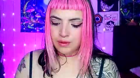 Snapshot of luna_ray420 chatting on February 23, 7:22 am MISS LUNA  online show from February 23, 7:22 am