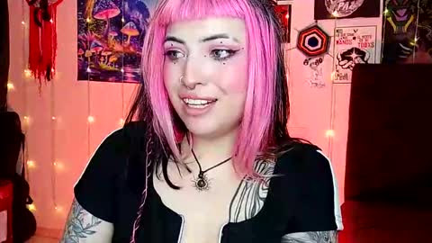 Snapshot of luna_ray420 chatting on February 26, 11:11 am MISS LUNA  online show from February 26, 11:11 am