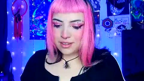 Snapshot of luna_ray420 chatting on February 26, 8:06 am MISS LUNA  online show from February 26, 8:06 am