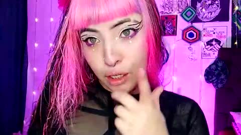 Snapshot of luna_ray420 chatting on December 31, 9:28 pm MISS LUNA  online show from December 31, 9:28 pm